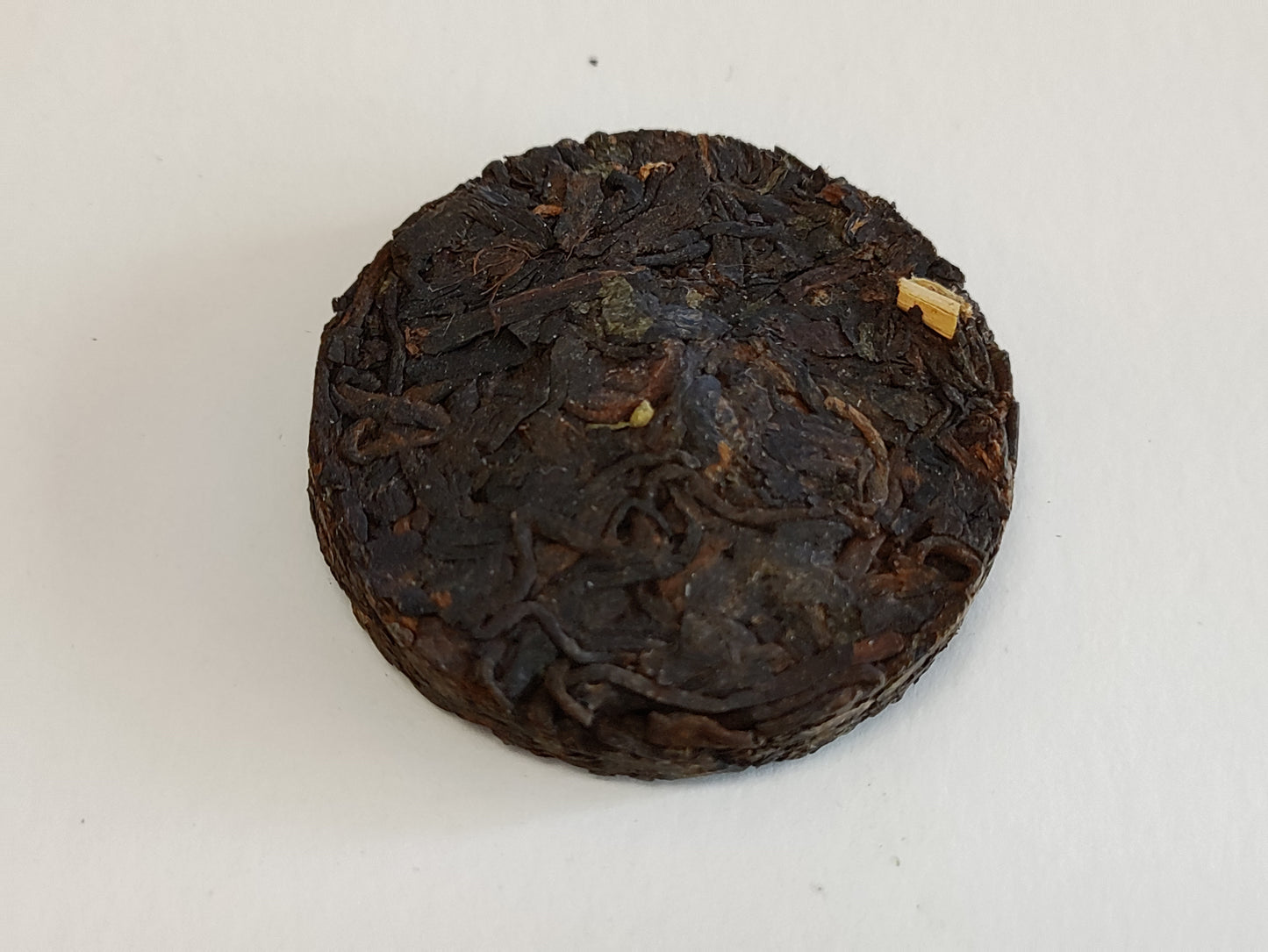 Small Nuomi Xiang Pu-erh Tea Cake