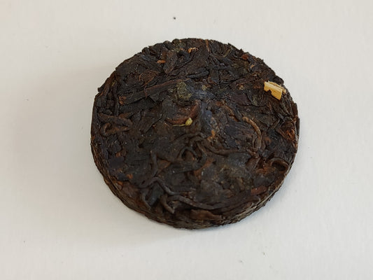 Small Nuomi Xiang Pu-erh Tea Cake